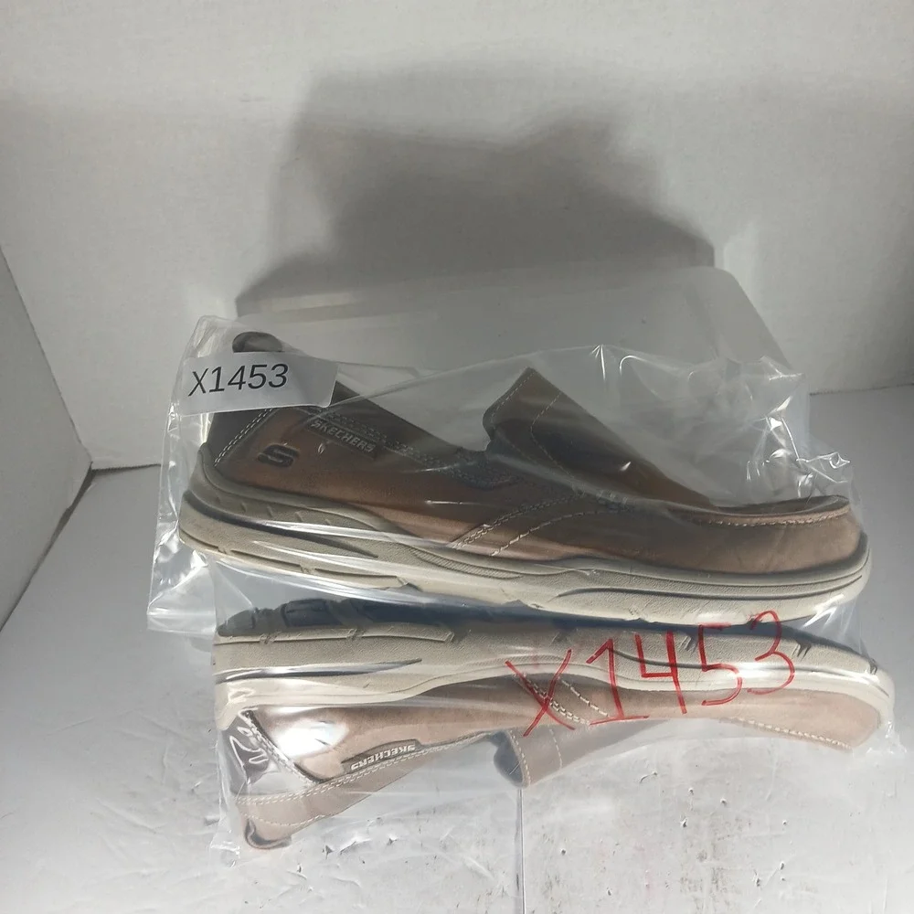 Skechers Relaxed Fit Loafers 7.5 Brown Leather Air-Cooled Memory Foam 64858